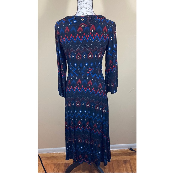 & Other Stories Paris Atelier Plunging Printed Midi Dress - Picture 7 of 14